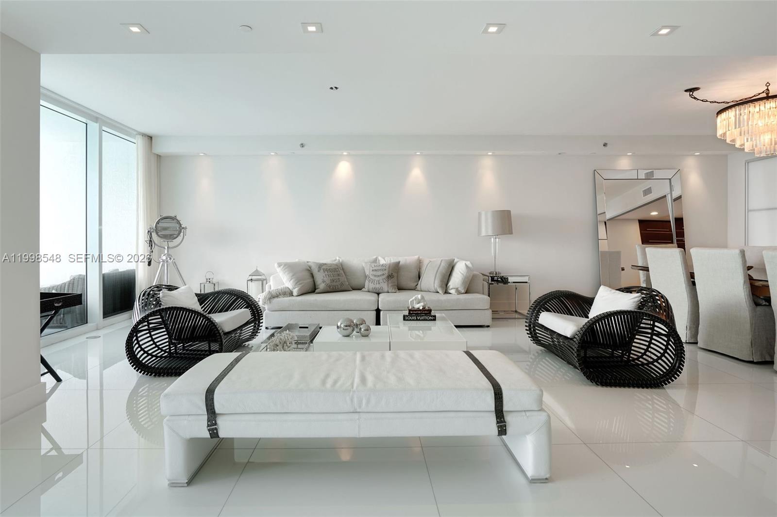 Photo of 2711 Ocean Dr  #2803, Hollywood, Florida, 33019 - 