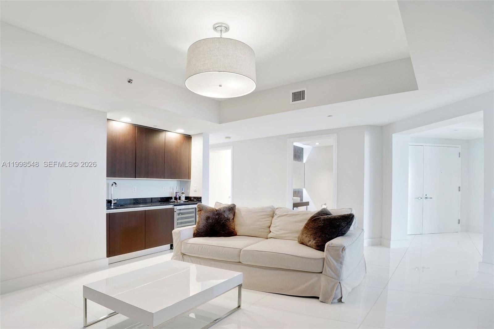 Photo of 2711 Ocean Dr  #2803, Hollywood, Florida, 33019 - 