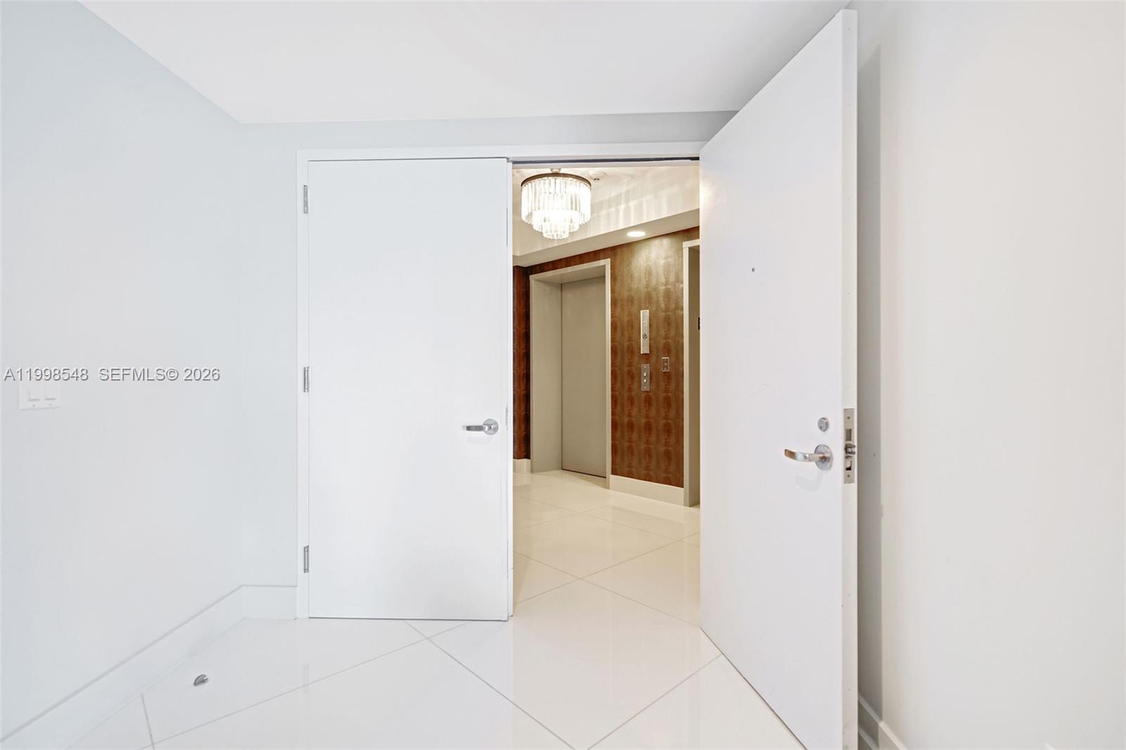 Photo of 2711 Ocean Dr  #2803, Hollywood, Florida, 33019 - 