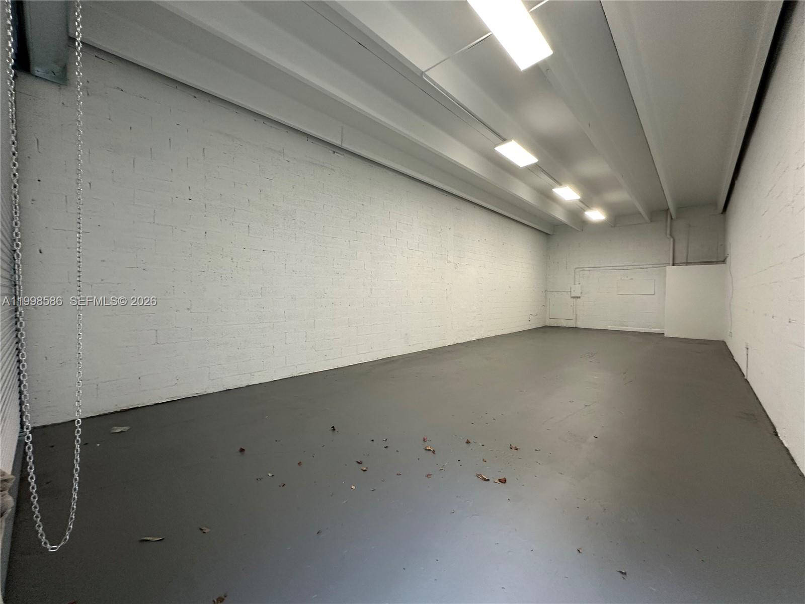 2  /   sq. ft. $ 2026-04-17 0 Photo