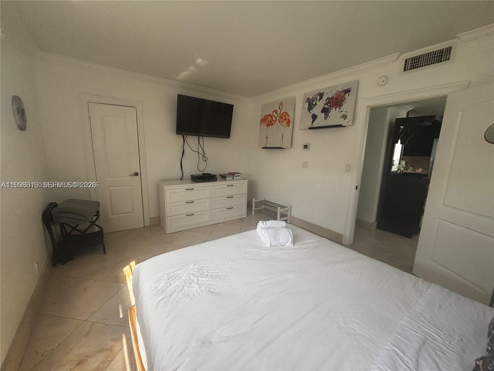 Photo of 3901 Ocean Drive  #15P, Hollywood, Florida, 33019 - 