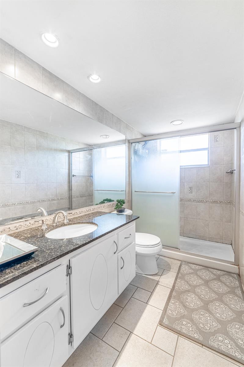 Unit 311 2 / 2 1315 sq. ft. $ 2026-06-17 0 foto