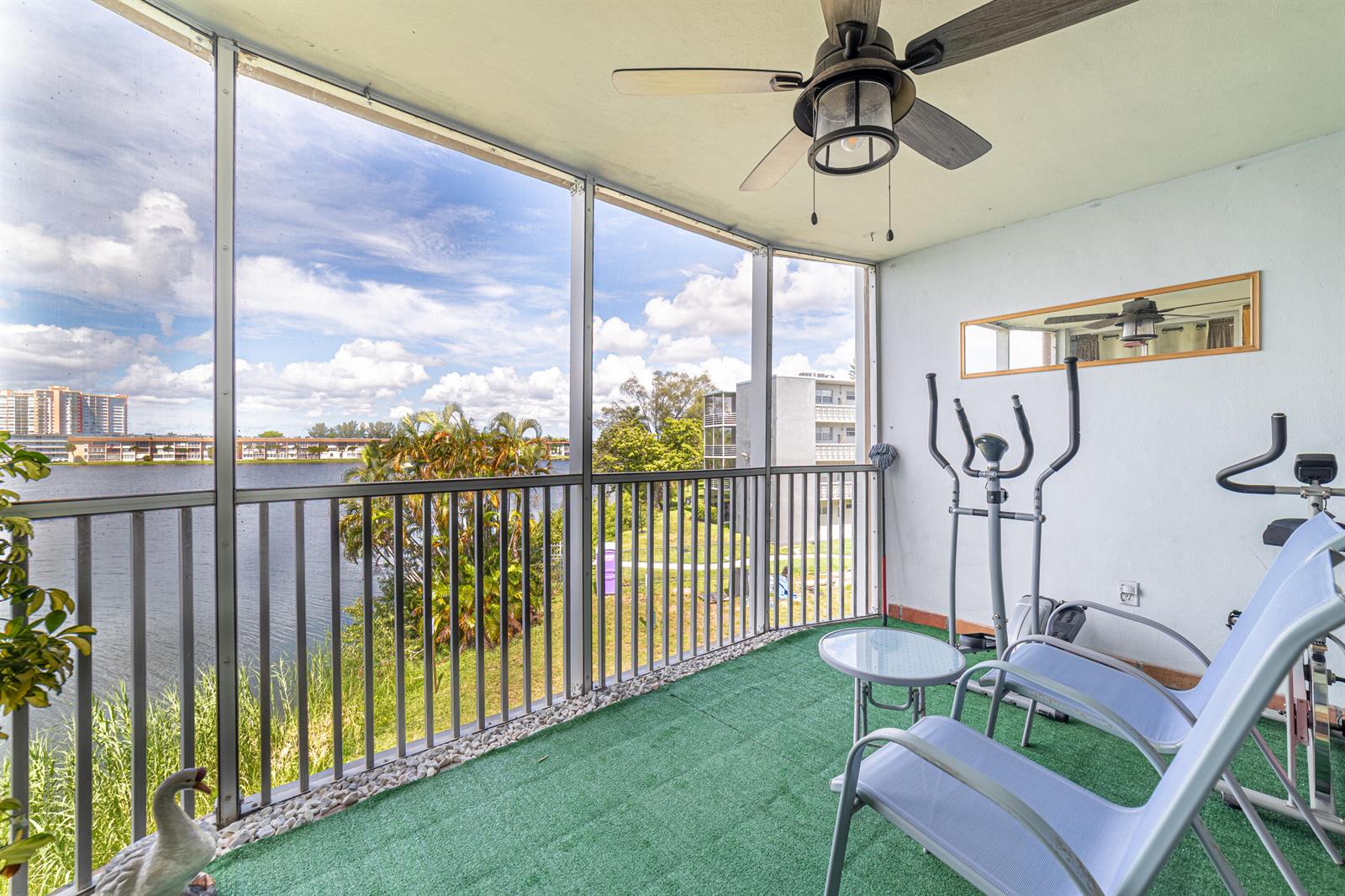 Unit 311 2 / 2 1315 sq. ft. $ 2026-06-17 0 foto