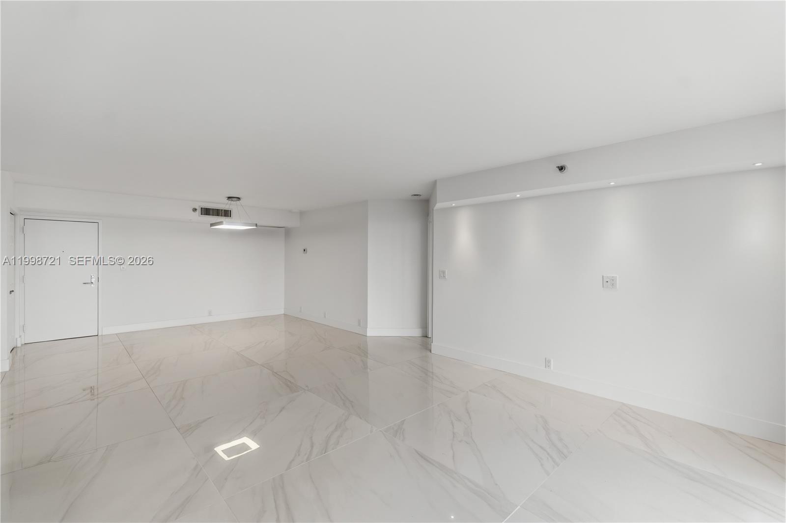 Photo of 19101 36th Ct  #1811, Aventura, Florida, 33180 - 