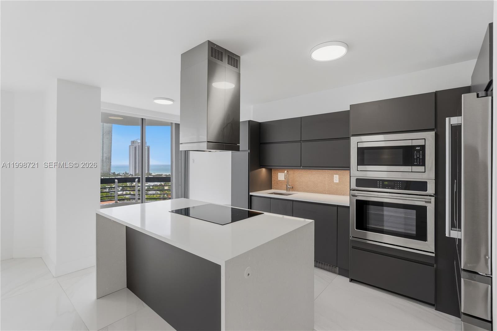 Photo of 19101 36th Ct  #1811, Aventura, Florida, 33180 - 