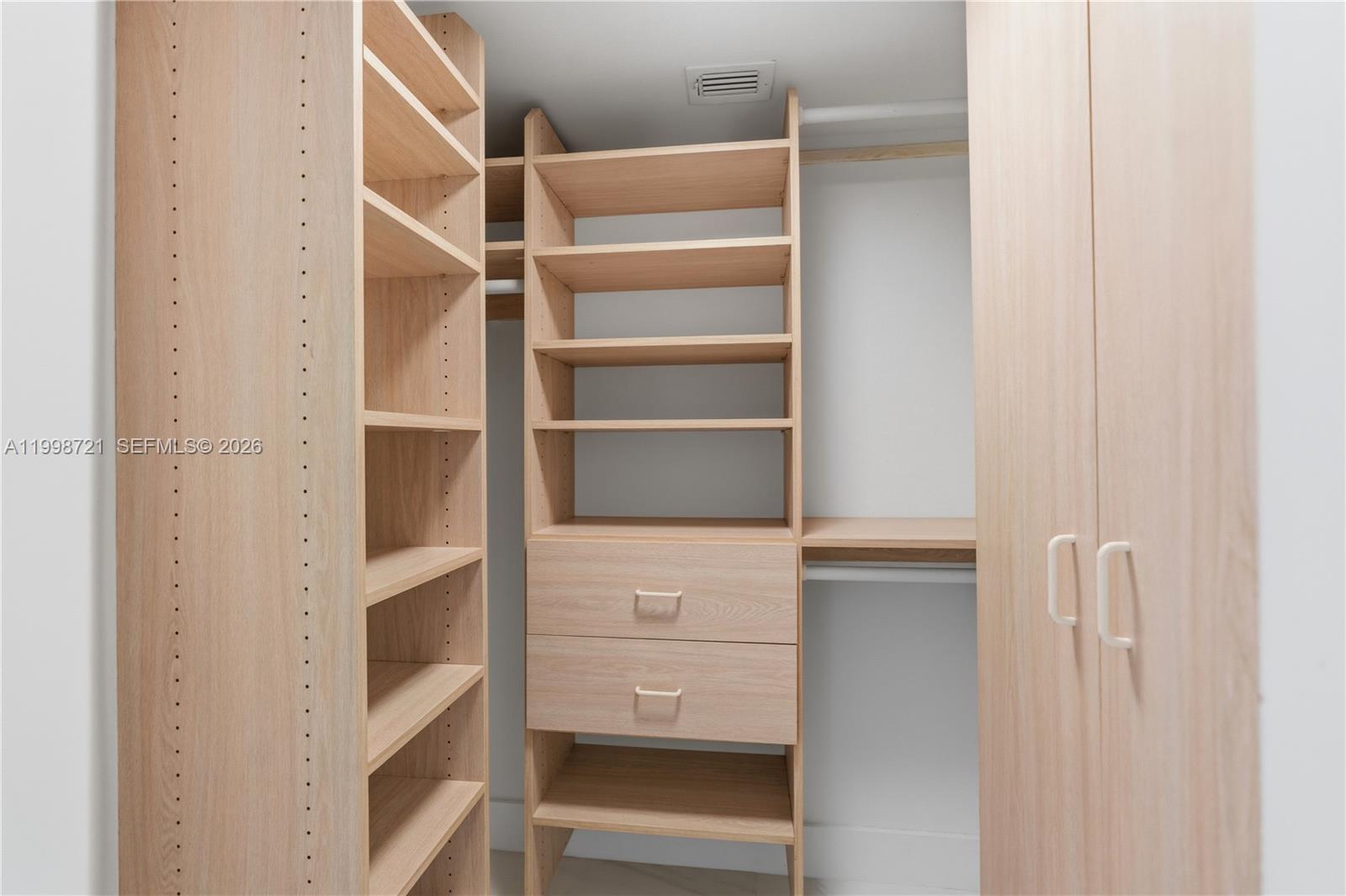 Photo of 19101 36th Ct  #1811, Aventura, Florida, 33180 - 