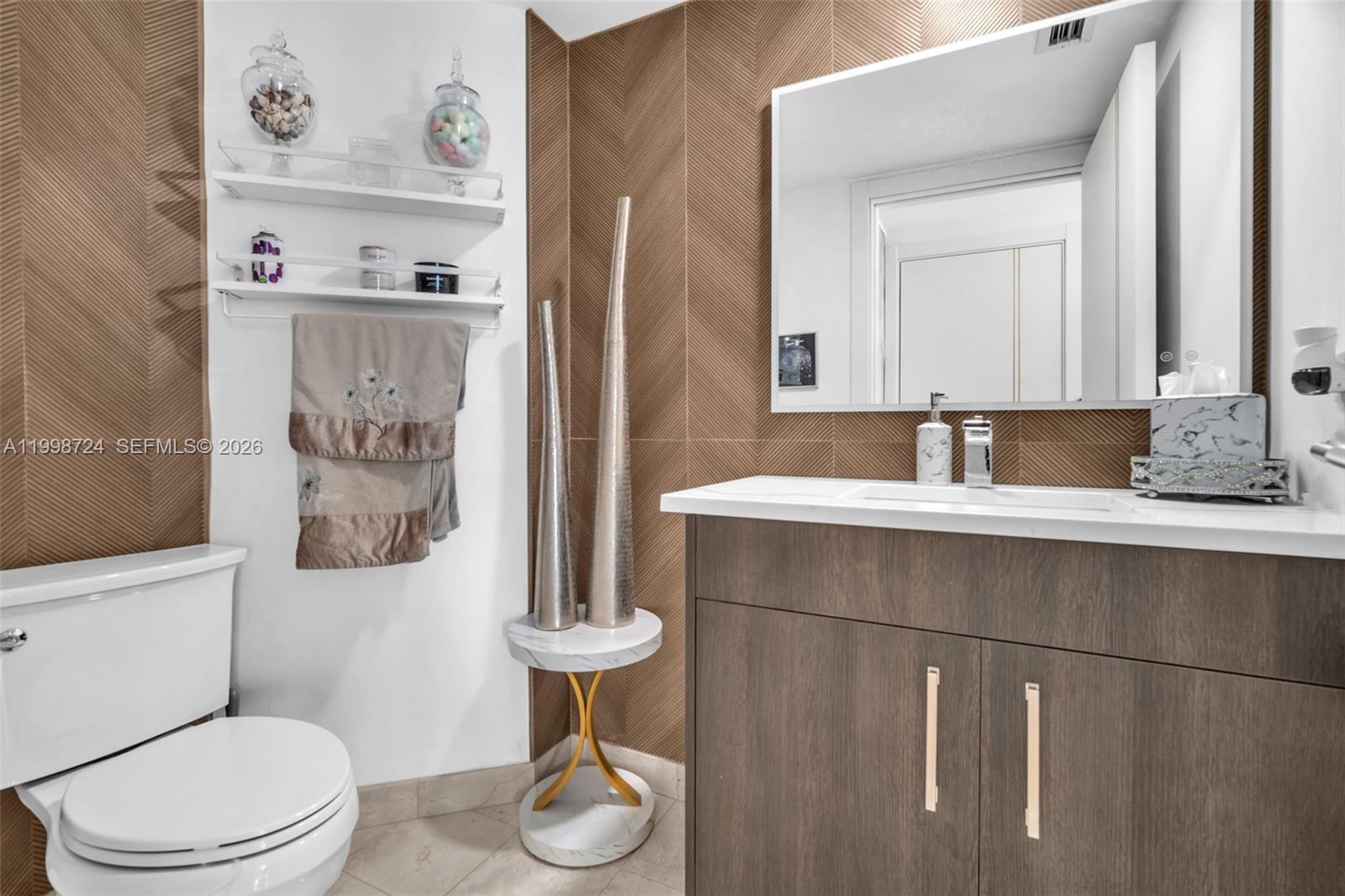 Photo of 3370 Hidden Bay Dr  #2407, Aventura, Florida, 33180 - 