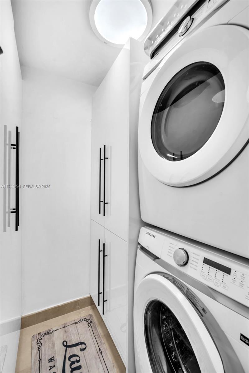 Photo of 3370 Hidden Bay Dr  #2407, Aventura, Florida, 33180 - 