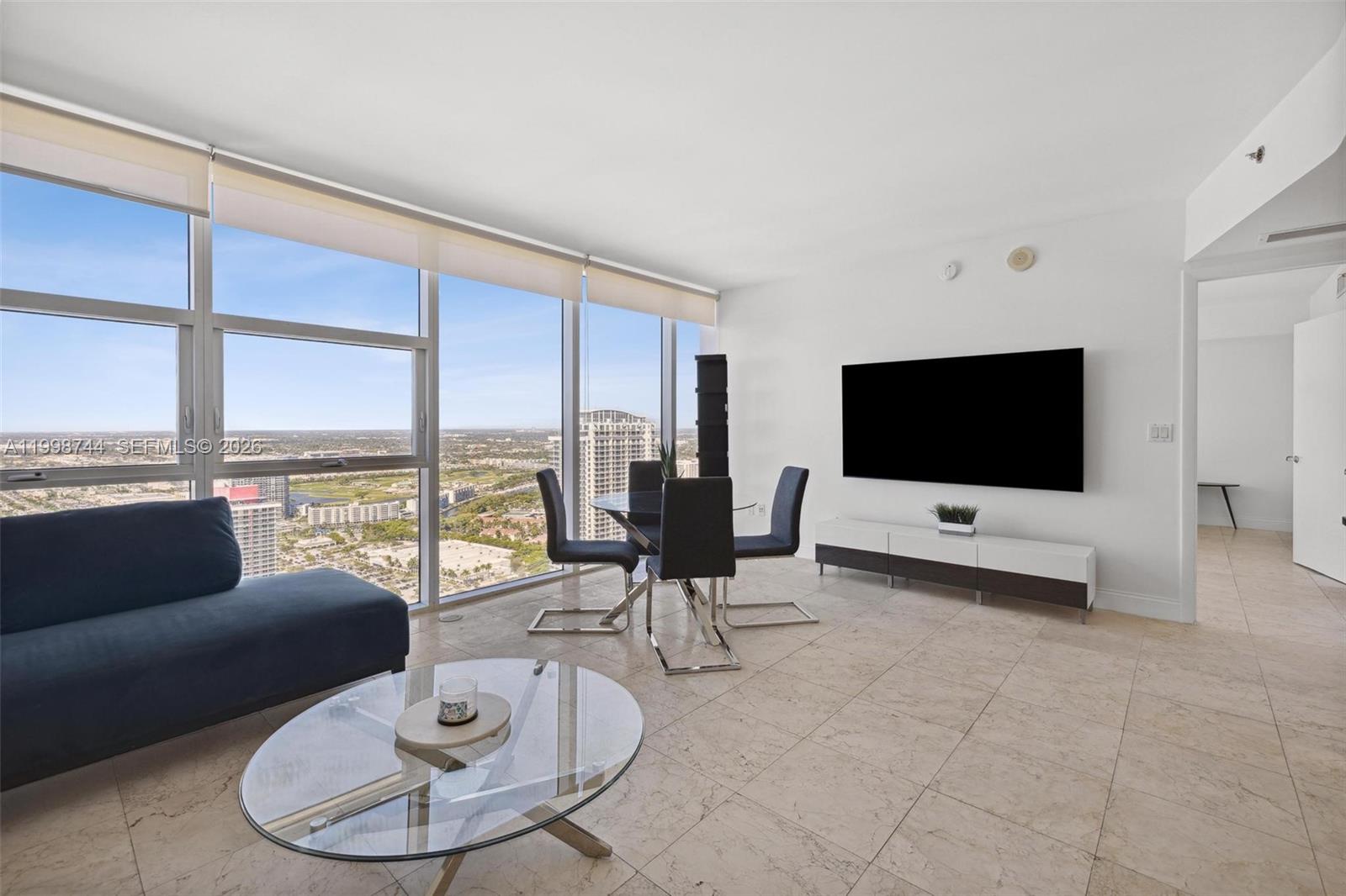 See details 4907 1 / 1 871 sq. ft. $ 2026-04-10 0 Photo
