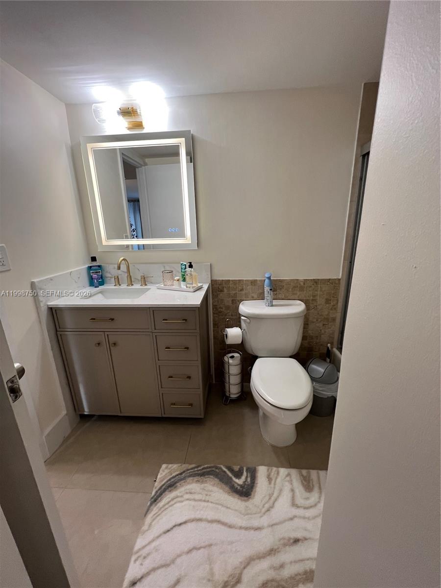 Photo of 2030 Ocean Dr #2102, Hallandale Beach, Florida, 33009 -