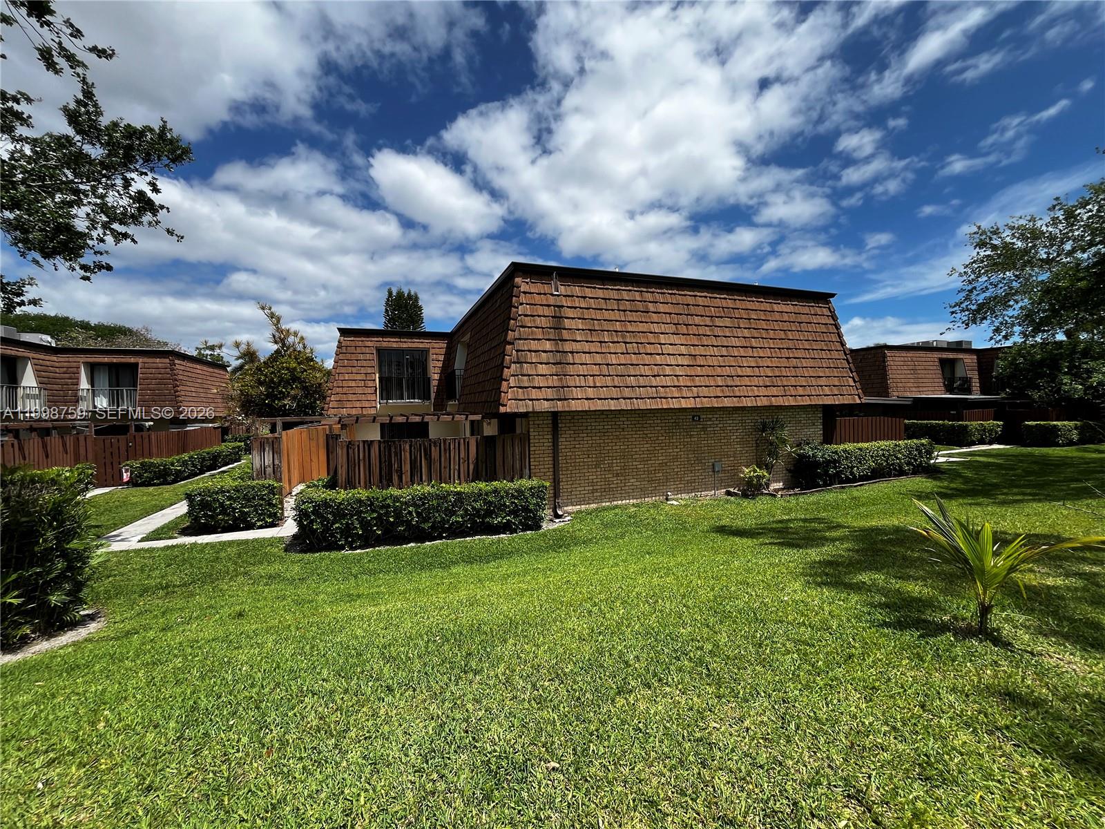 1026 3 / 3 1488 sq. ft. $ 2026-04-10 0 Photo