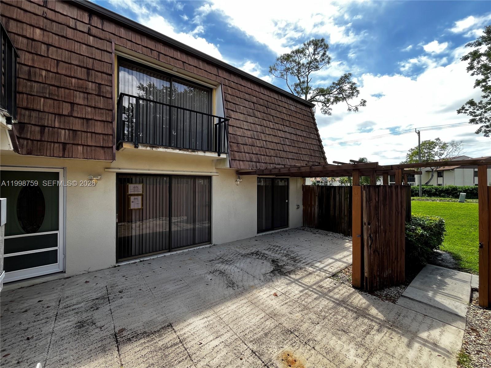 1026 3 / 3 1488 sq. ft. $ 2026-04-10 0 Photo