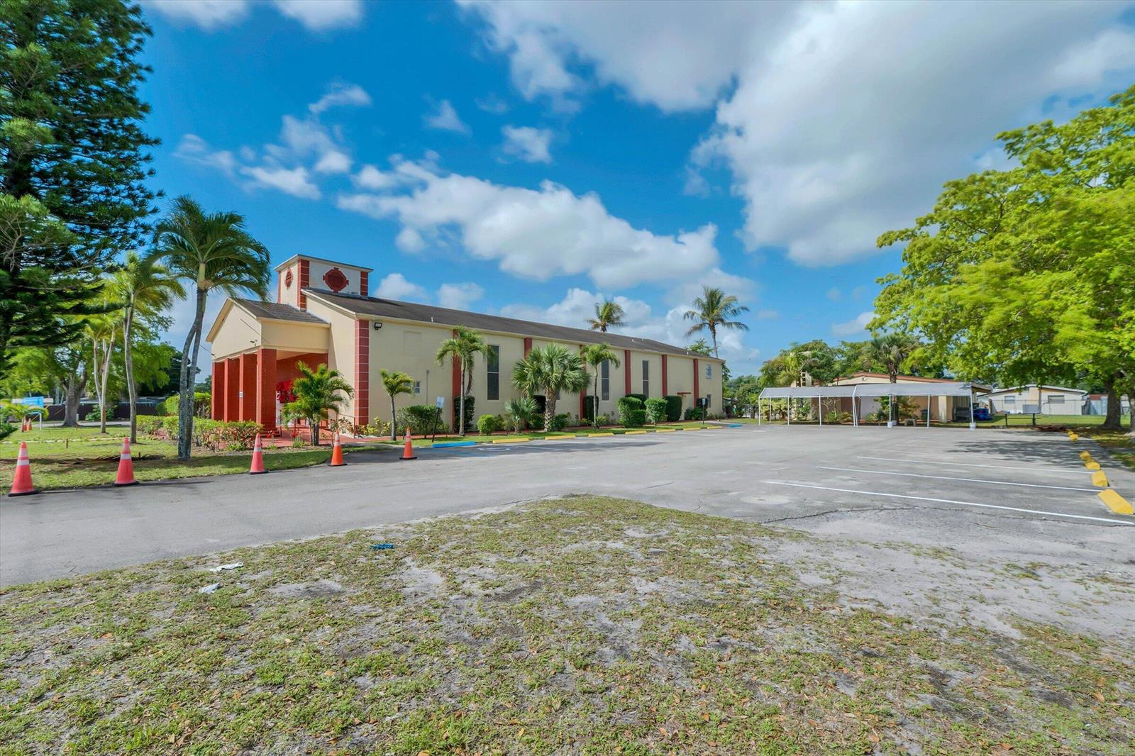 Ver detalles / 0 sq. ft. $ 2026-06-15 0 foto