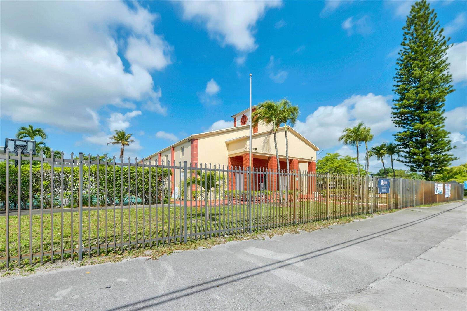 Ver detalles / 0 sq. ft. $ 2026-06-15 0 foto