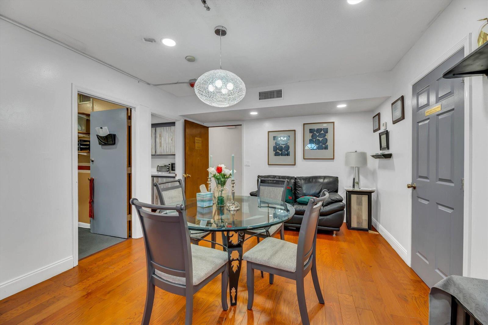 Ver detalles / 0 sq. ft. $ 2026-06-15 0 foto
