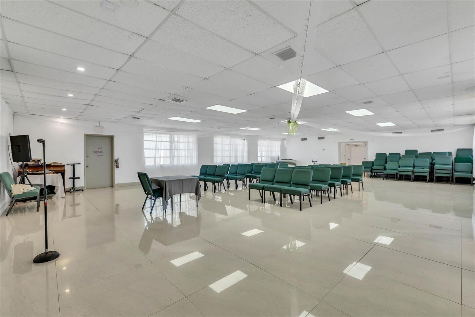Ver detalles / 0 sq. ft. $ 2026-06-15 0 foto