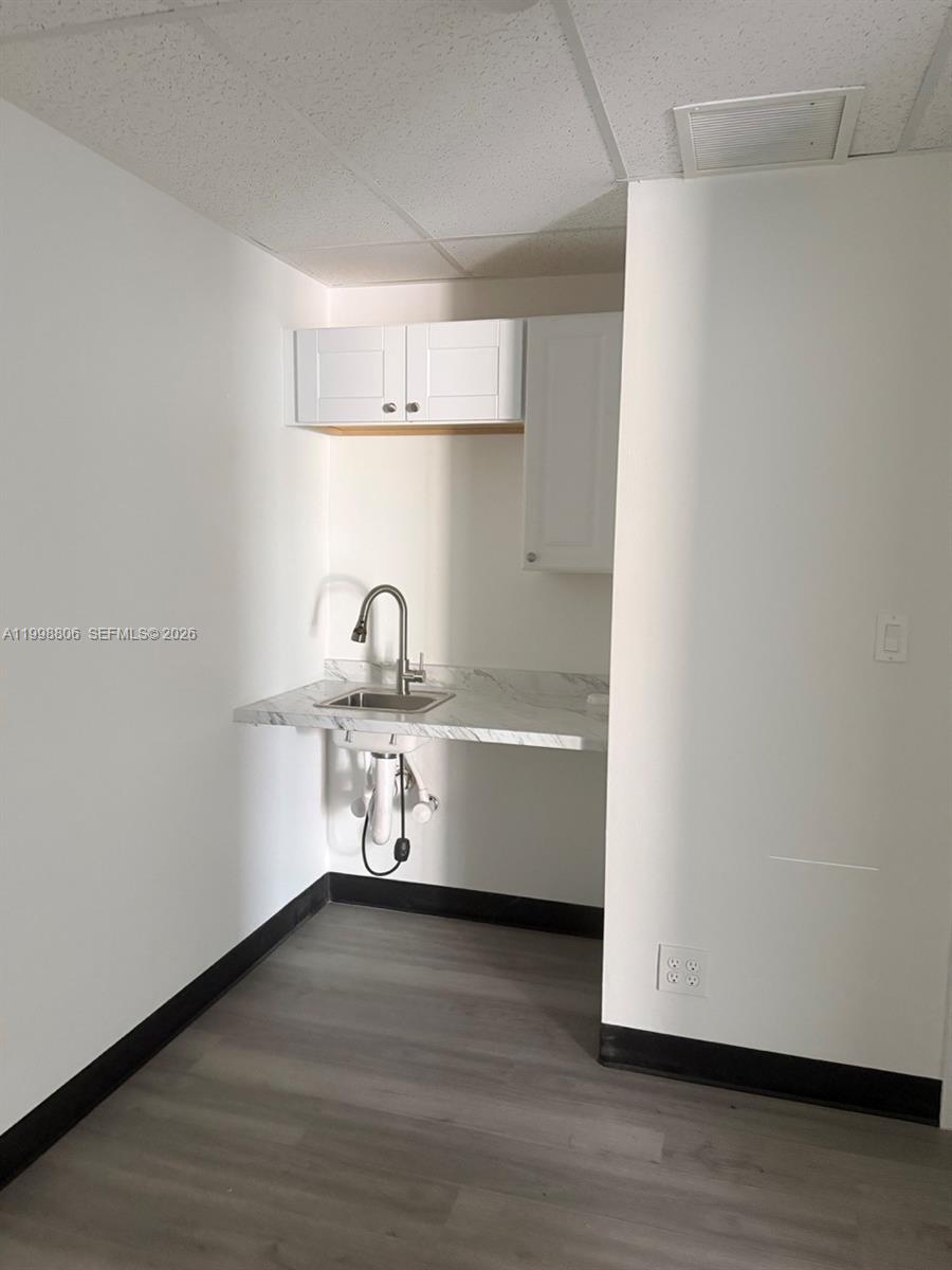   /   sq. ft. $ 2026-04-10 0 Photo