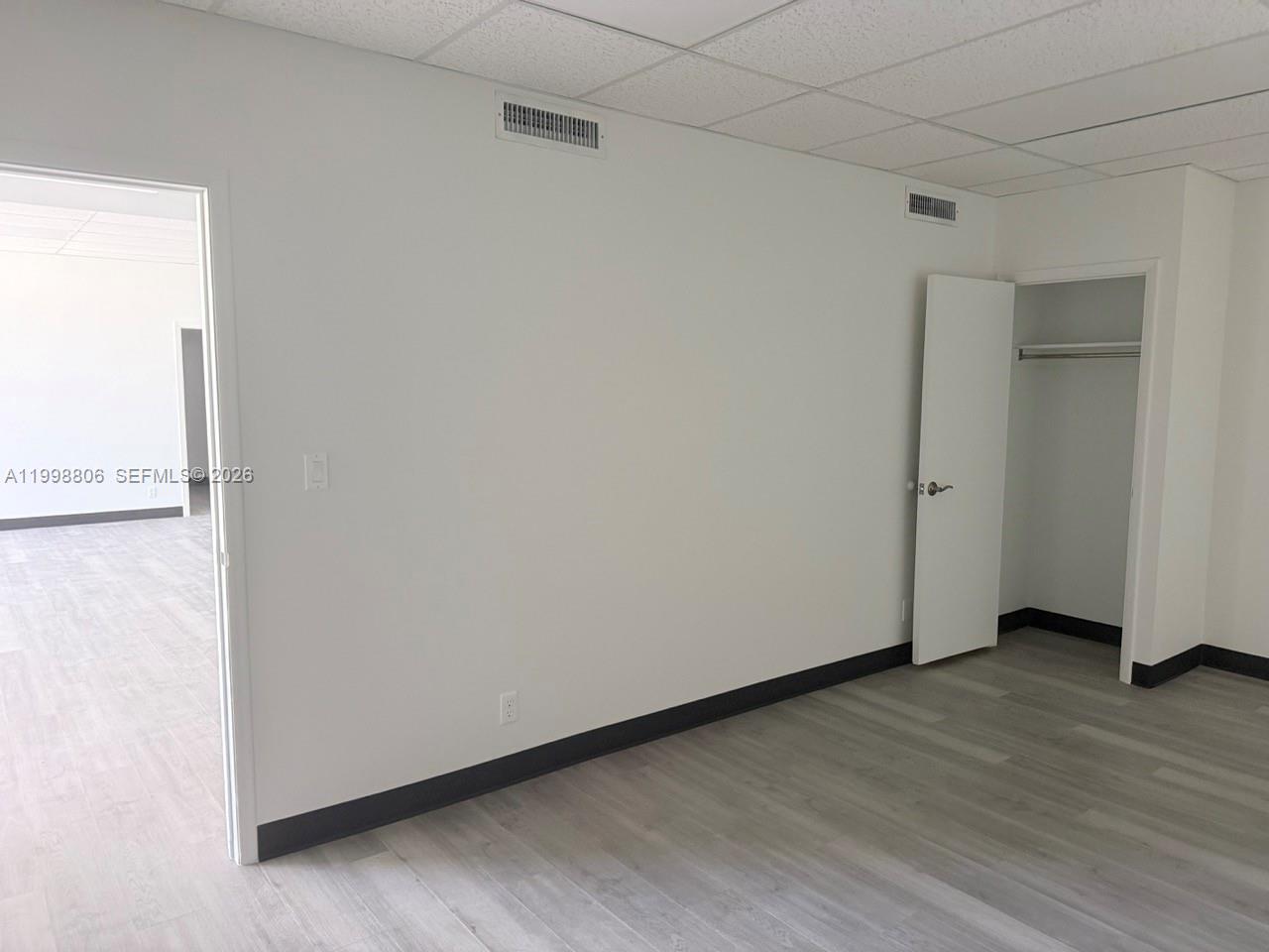   /   sq. ft. $ 2026-04-10 0 Photo