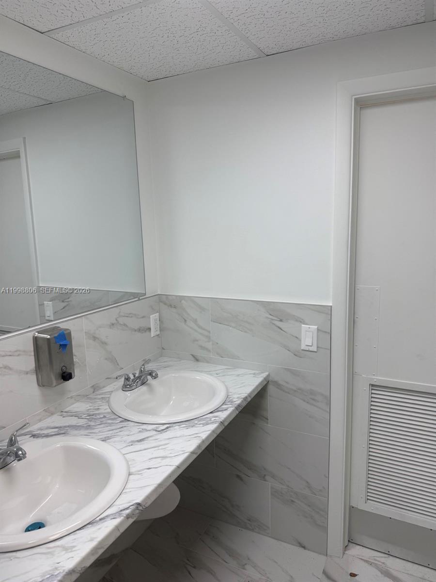   /   sq. ft. $ 2026-04-10 0 Photo