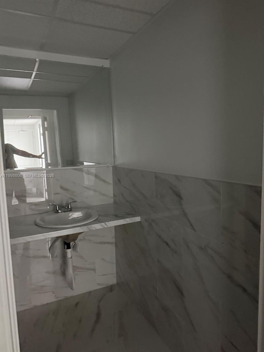   /   sq. ft. $ 2026-04-10 0 Photo