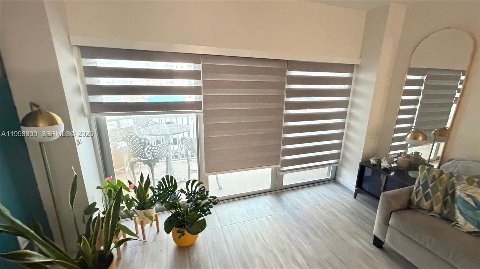 5D 1 / 1 798 кв.футов $ 2026-04-10 0 Фото