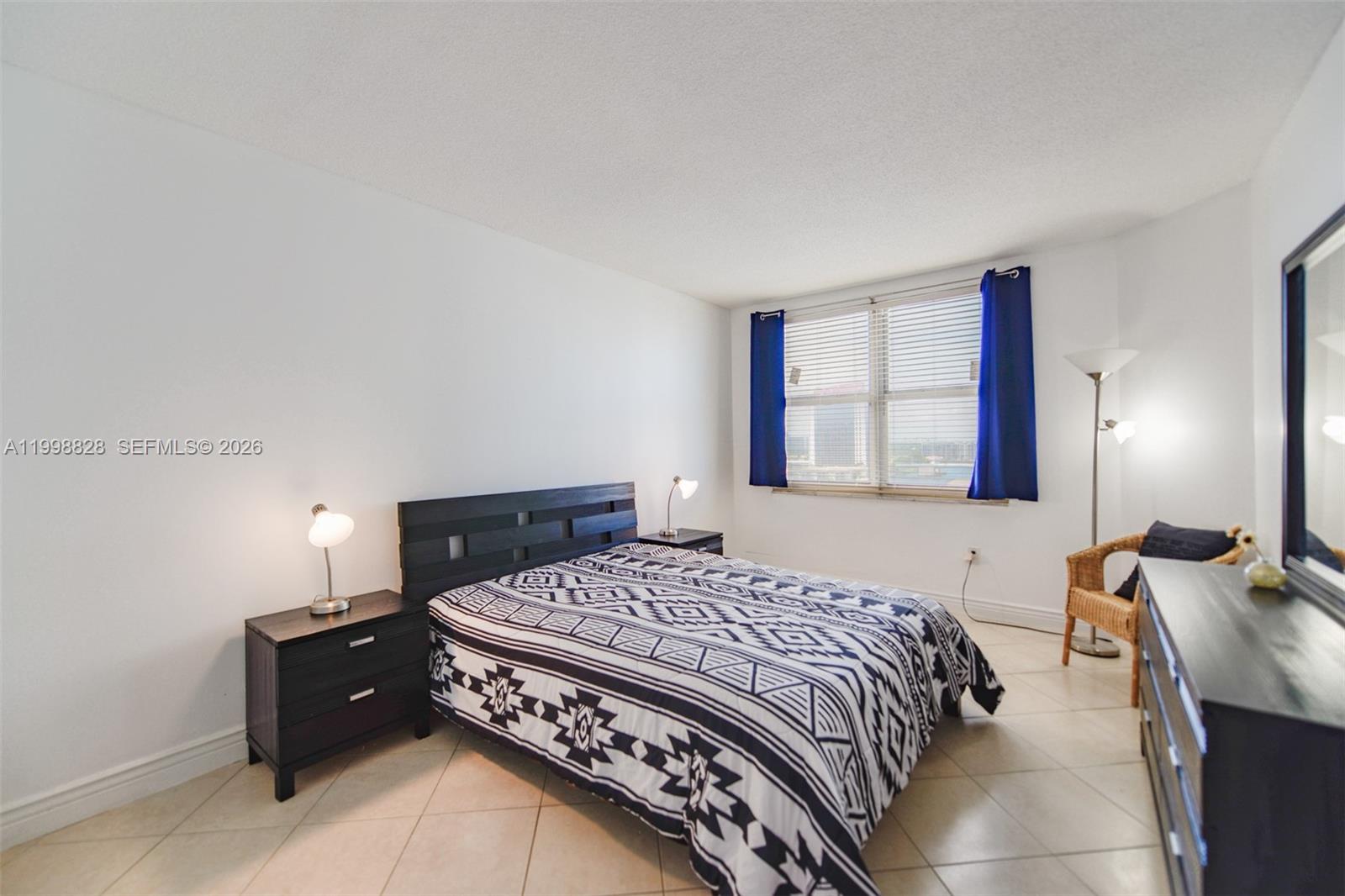 See details 14D 1 / 1 798 sq. ft. $ 2026-04-10 0 Photo