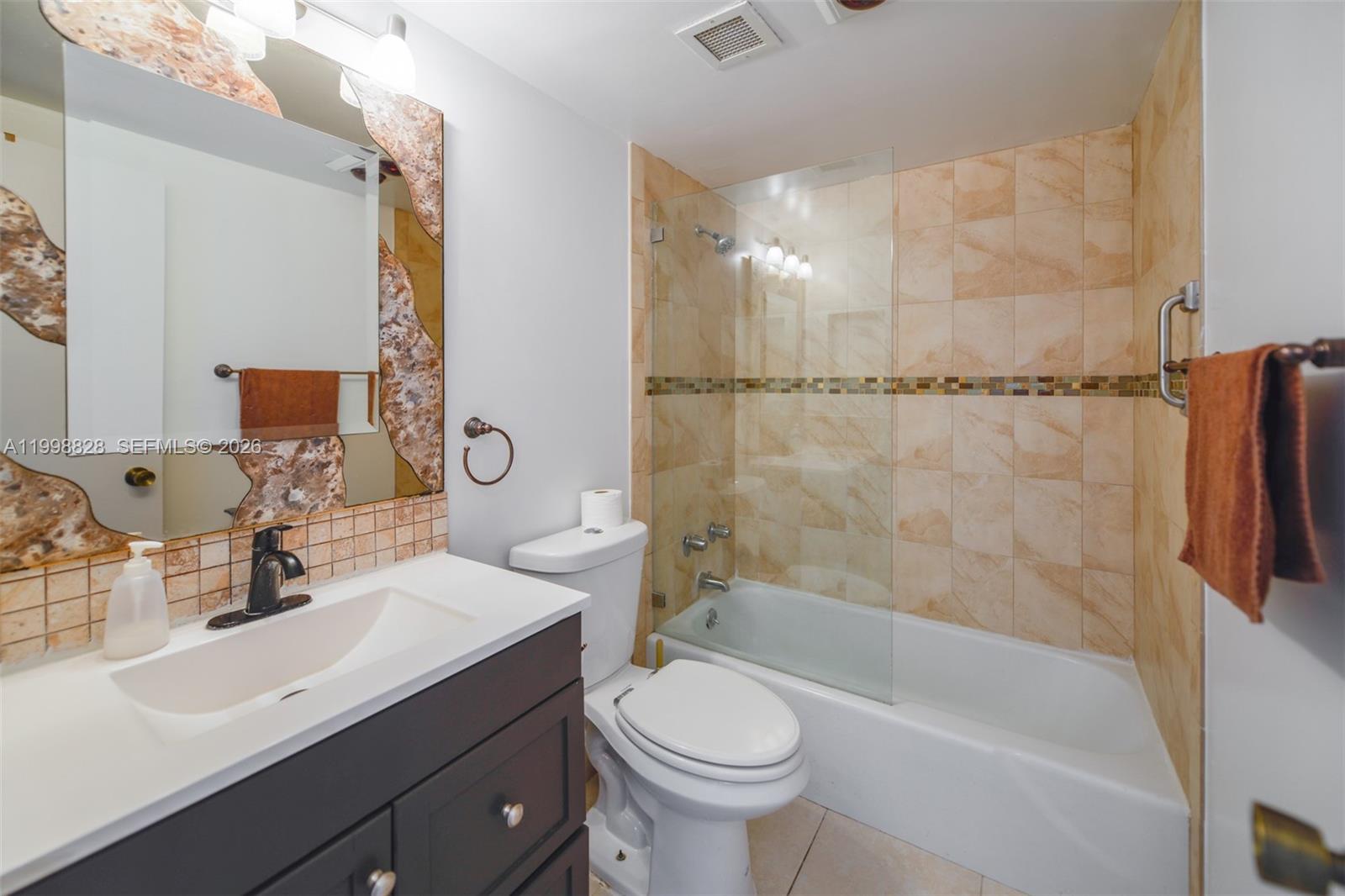 See details 14D 1 / 1 798 sq. ft. $ 2026-04-10 0 Photo