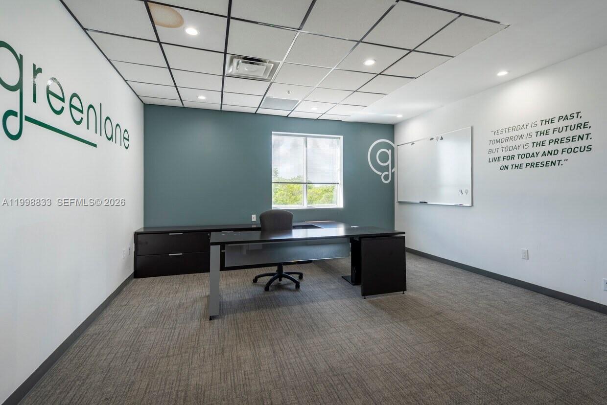 307  /   sq. ft. $ 2026-04-10 0 Photo