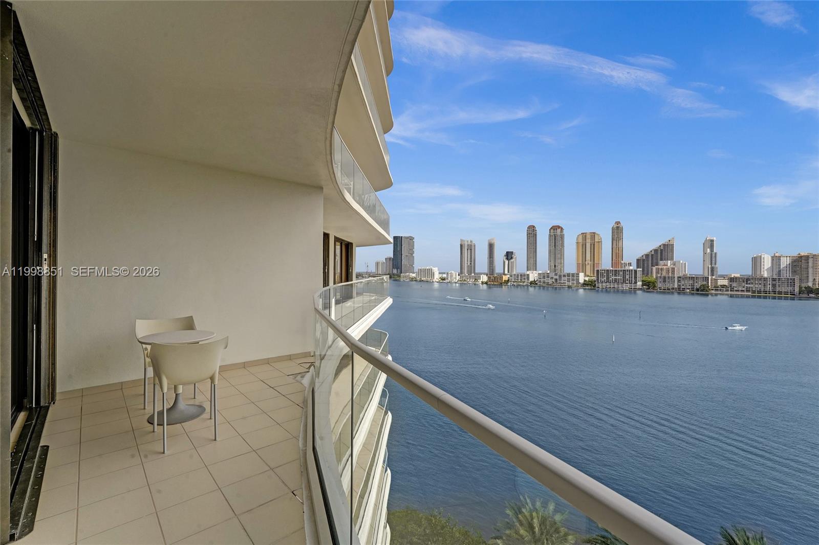 Ver detalles 1001 2 / 2 1690 sq. ft. $ 2026-04-10 0 foto