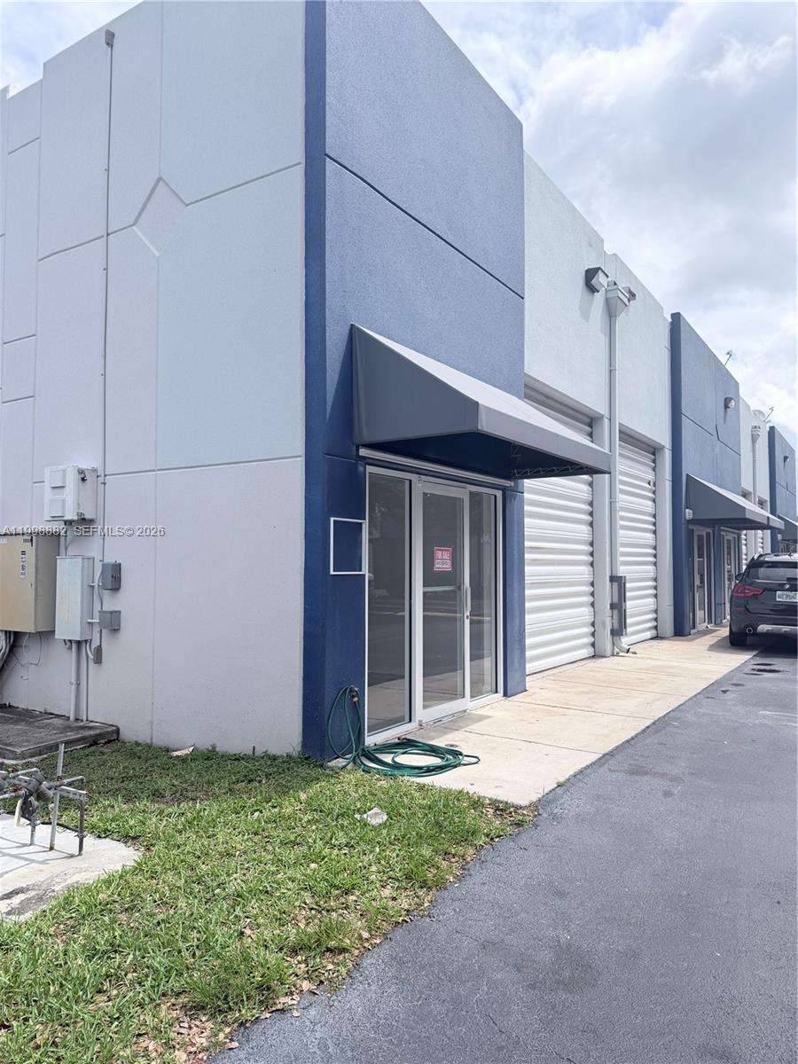   /   sq. ft. $ 2026-04-10 0 Photo