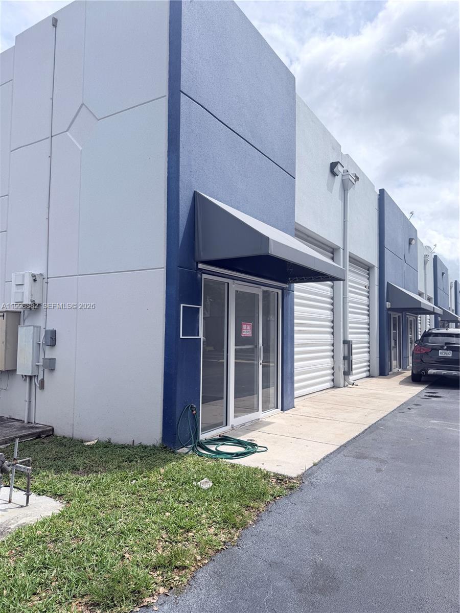   /   sq. ft. $ 2026-04-10 0 Photo