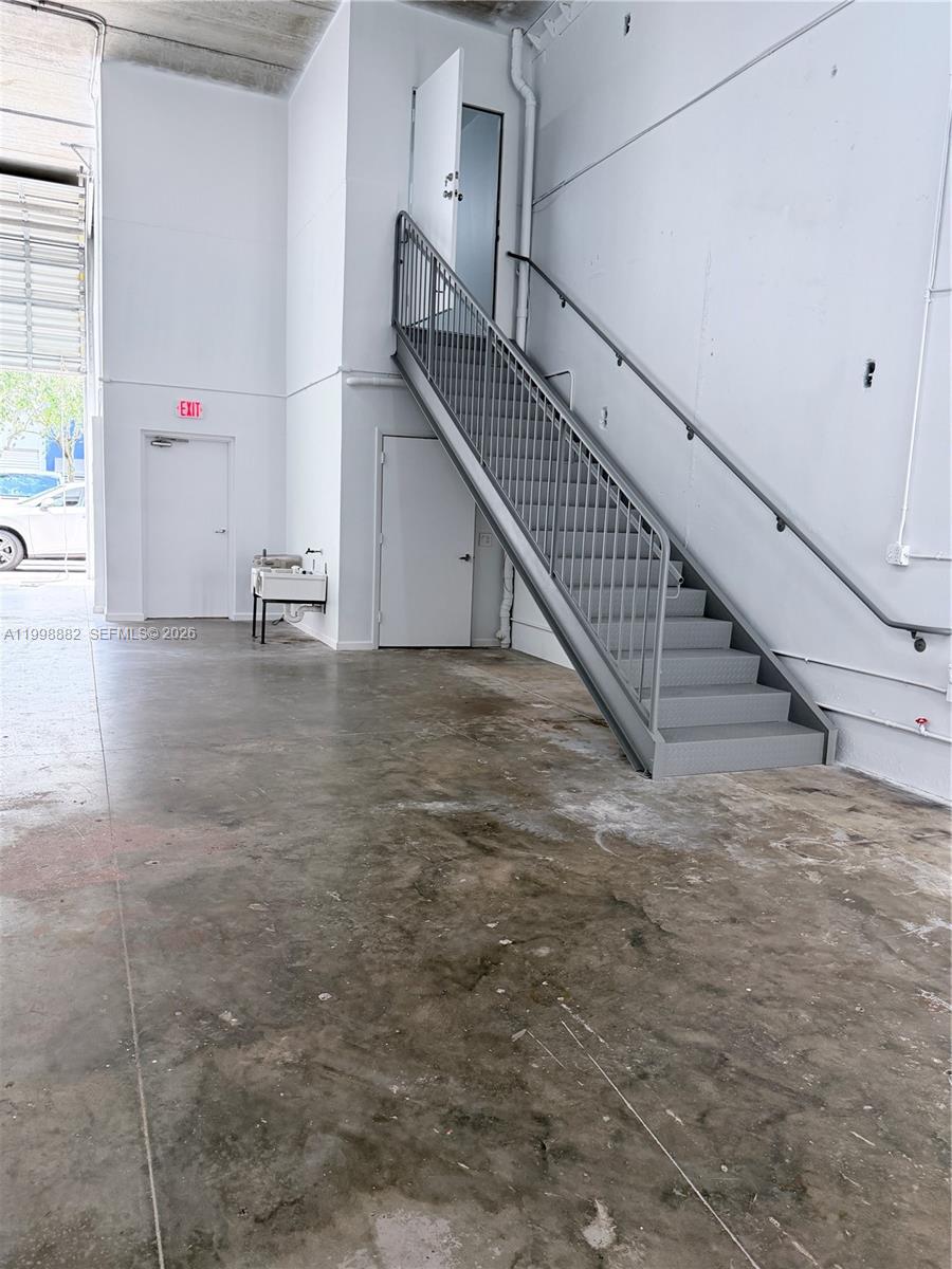   /   sq. ft. $ 2026-04-10 0 Photo