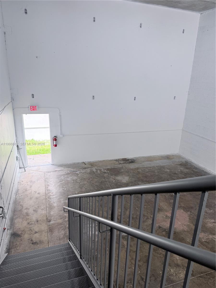  /   sq. ft. $ 2026-04-10 0 Photo