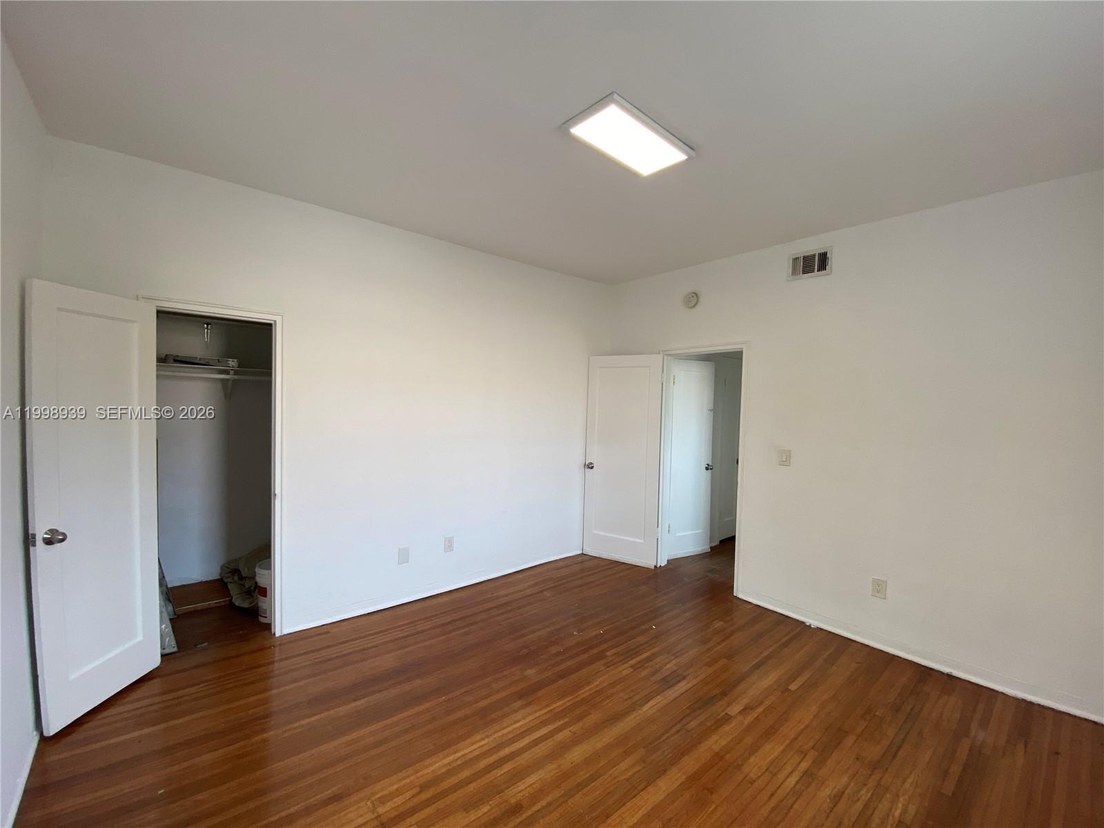   /   sq. ft. $ 2026-04-10 0 Photo