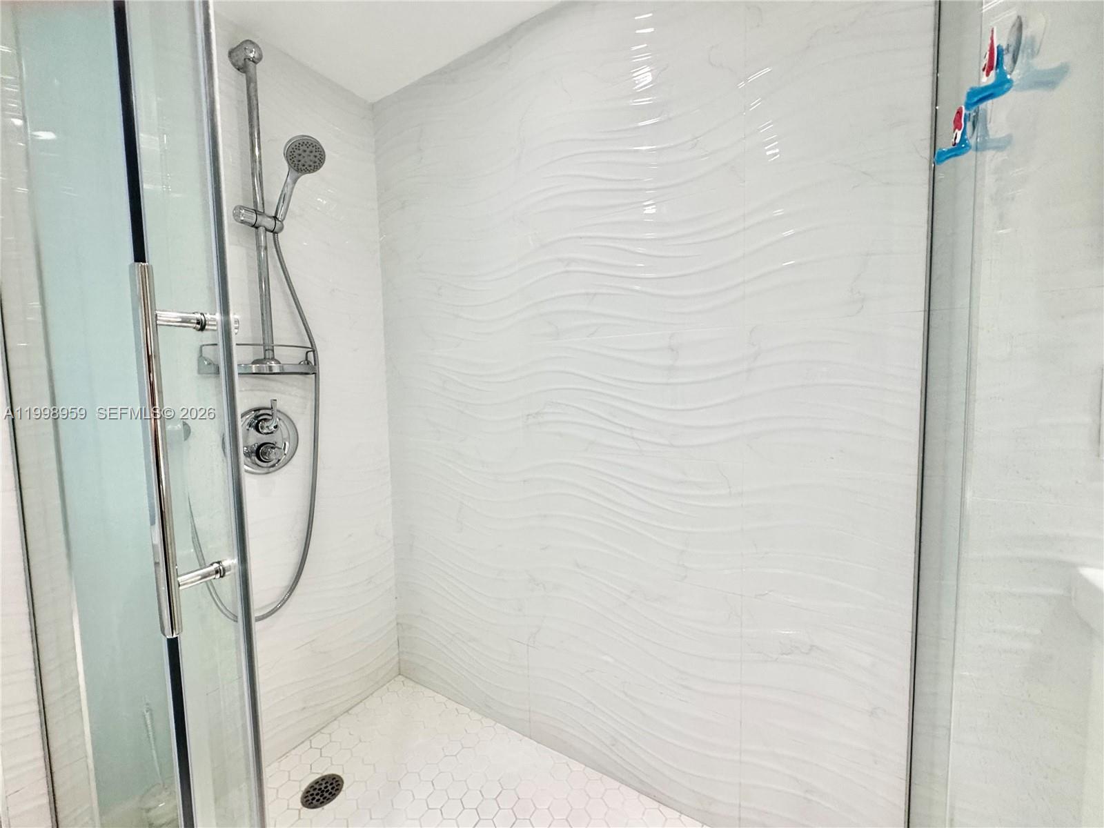 See details 816 1 / 2 1061 sq. ft. $ 2026-05-23 0 Photo