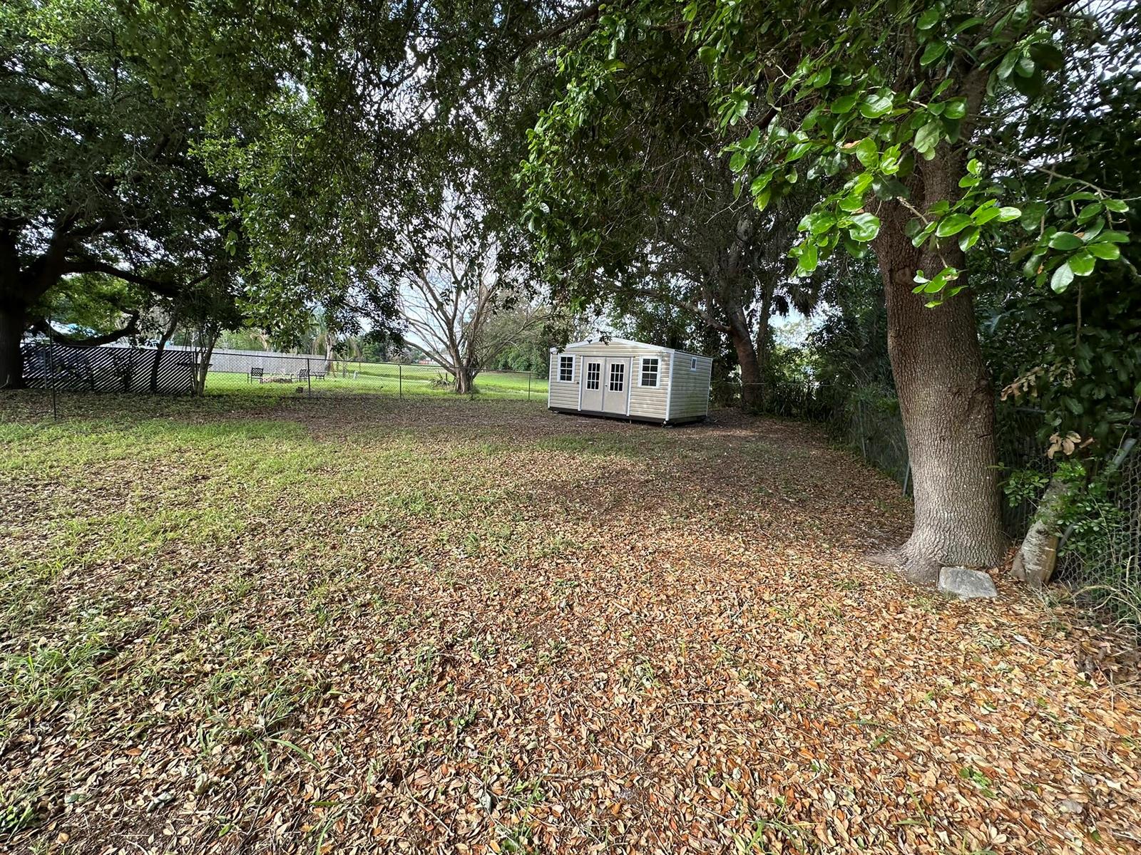 Ver detalles 1818 2 / 2 896 sq. ft. $ 2026-07-17 0 foto