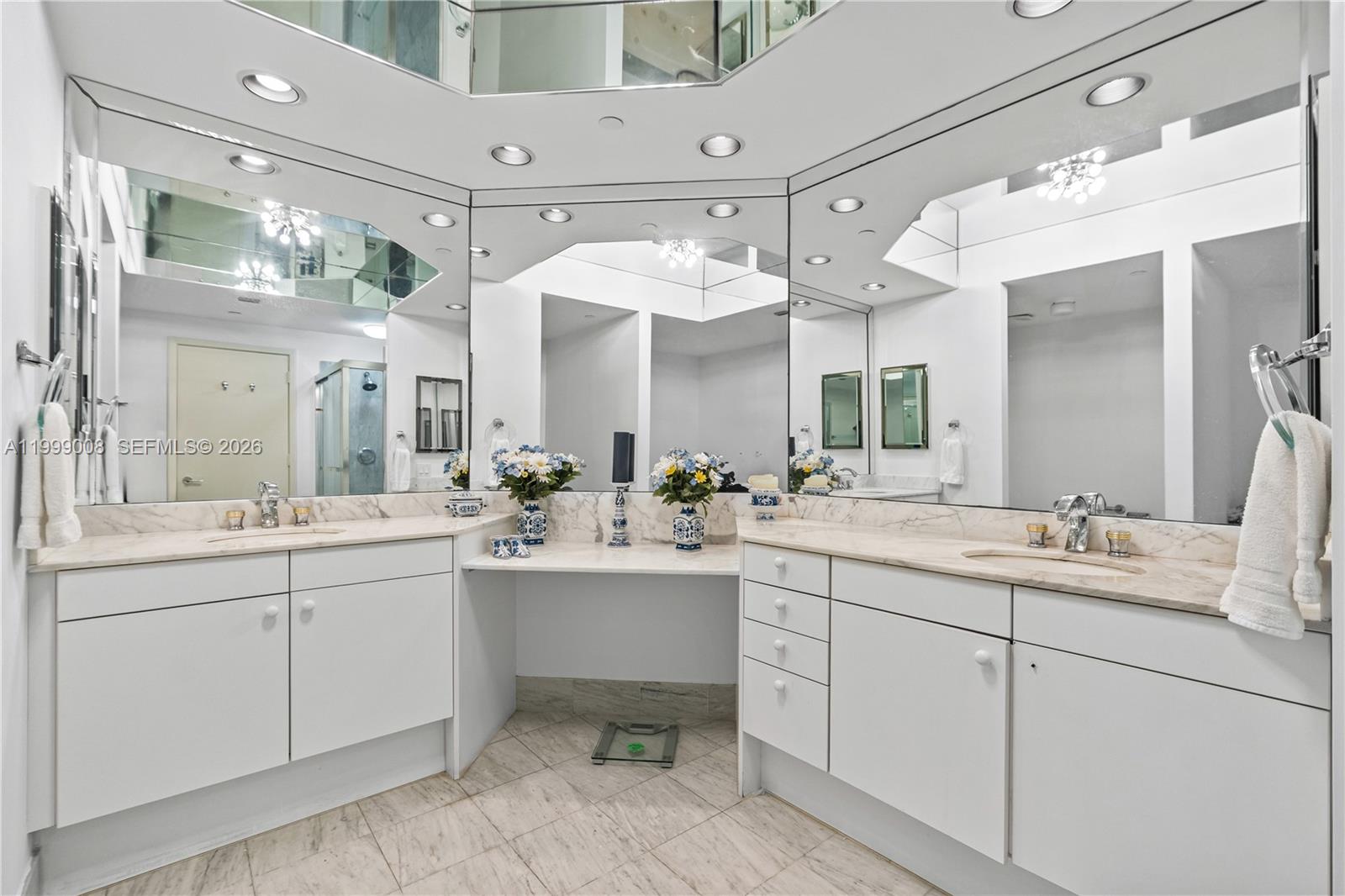 Photo of 3802 207th St  #2704, Aventura, Florida, 33180 - 