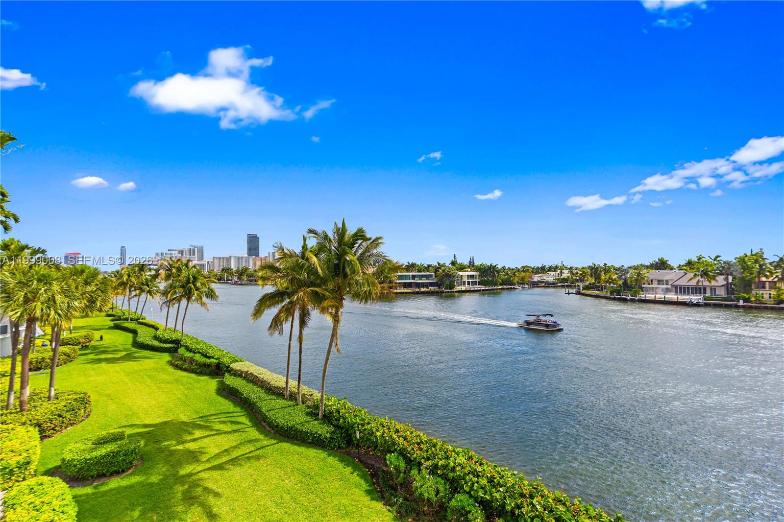 Photo of 3802 207th St  #2704, Aventura, Florida, 33180 - 