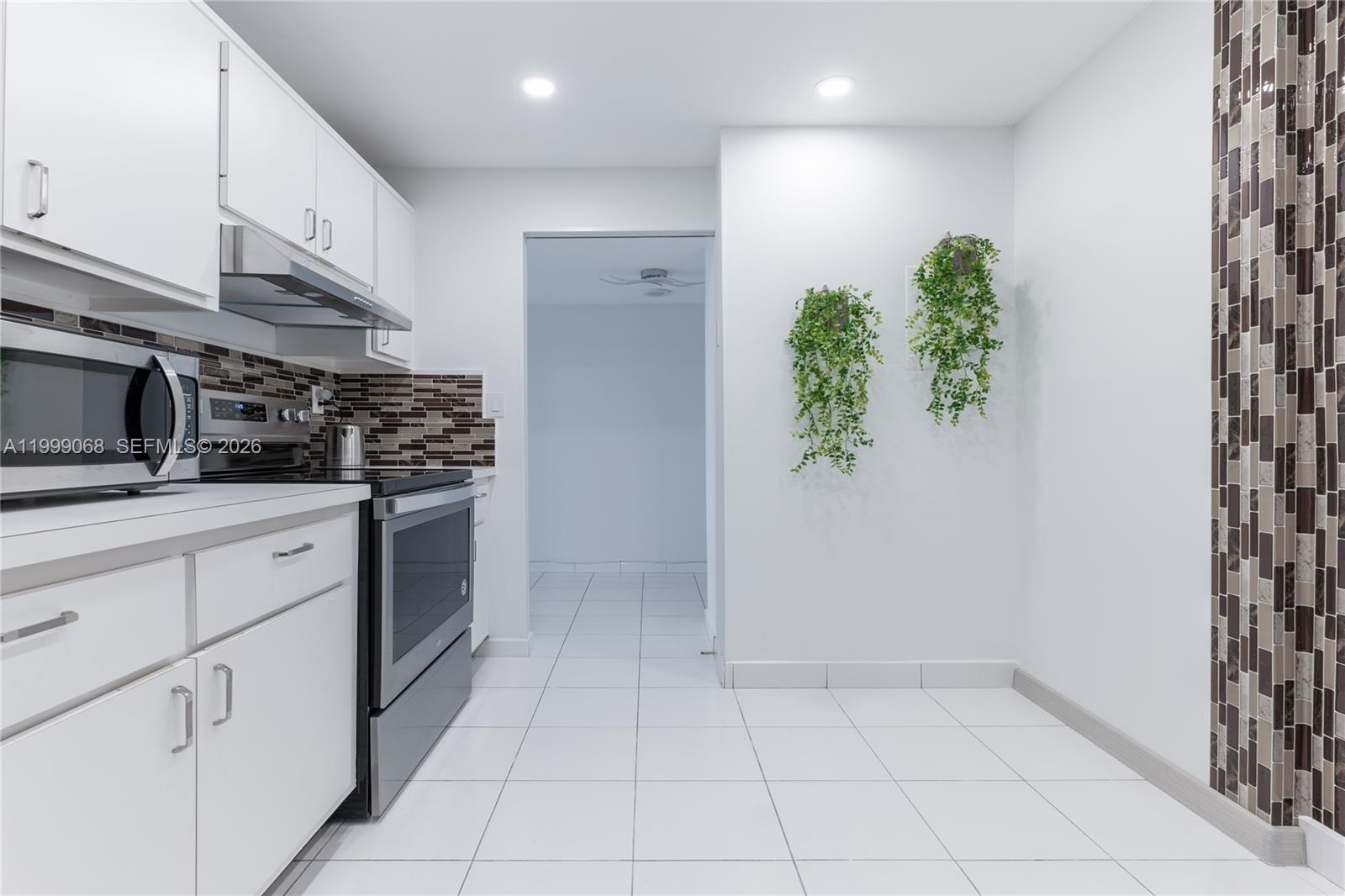 Photo of 500 Three Islands Blvd  #1110, Hallandale Beach, Florida, 33009 - 