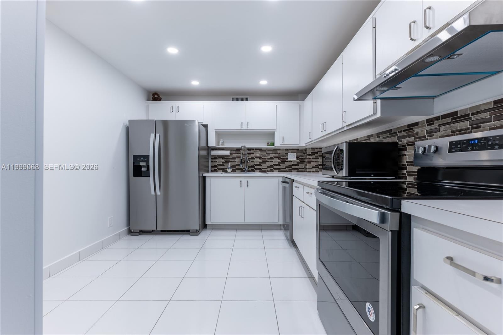 Photo of 500 Three Islands Blvd  #1110, Hallandale Beach, Florida, 33009 - 