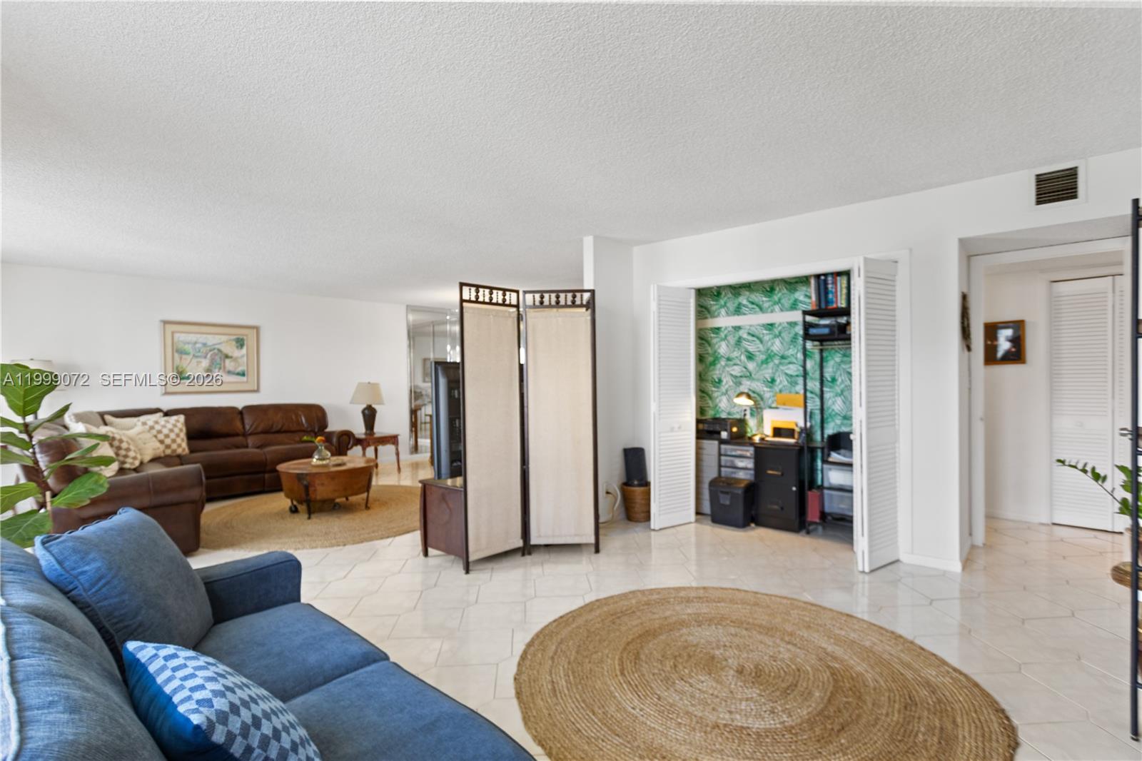 Photo of 3800 Ocean Dr  #719, Hollywood, Florida, 33019 - 
