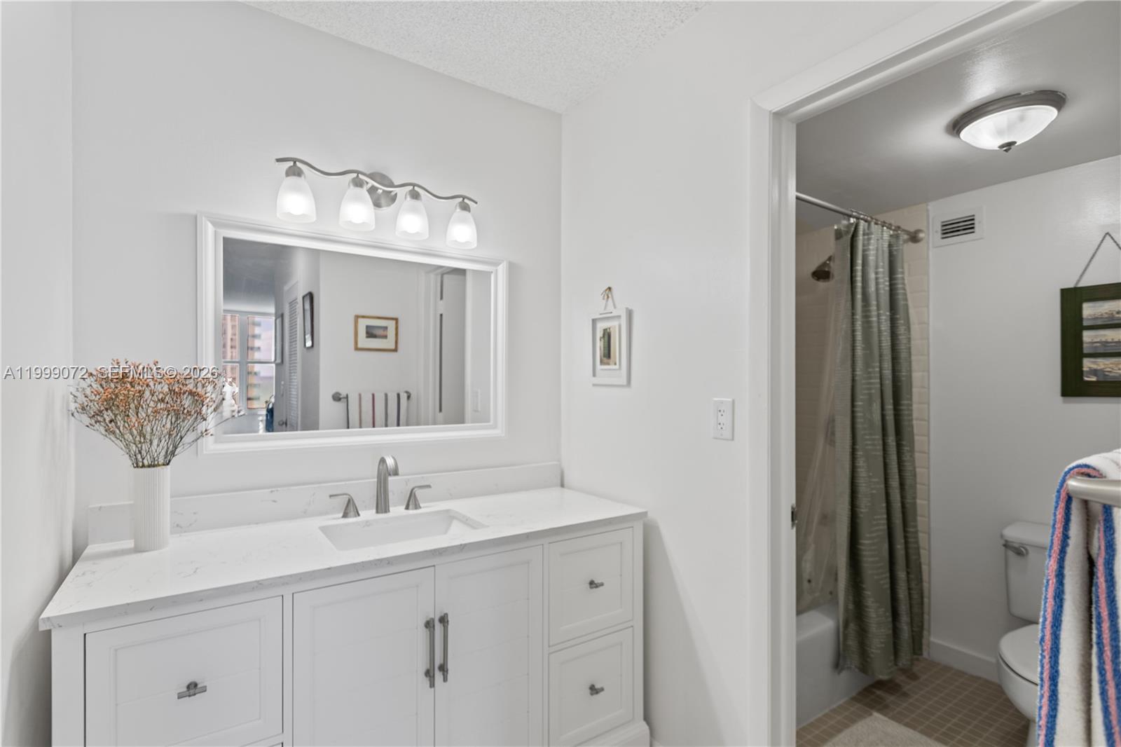 Photo of 3800 Ocean Dr  #719, Hollywood, Florida, 33019 - 