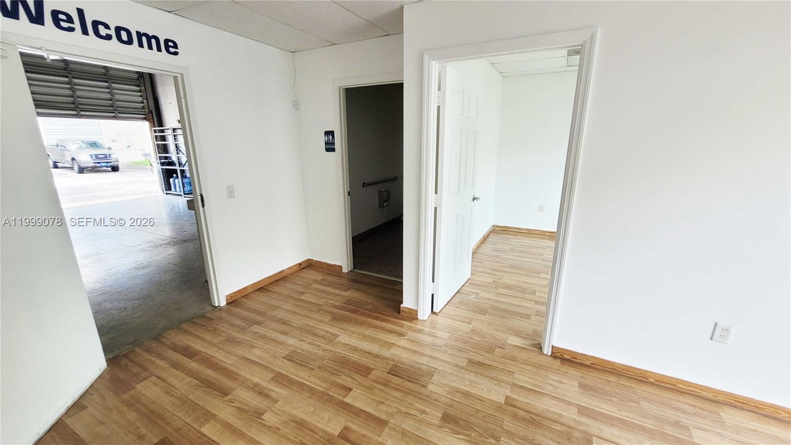   /   sq. ft. $ 2026-04-10 0 Photo