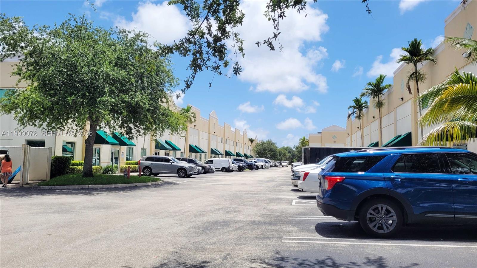   /   sq. ft. $ 2026-04-10 0 Photo