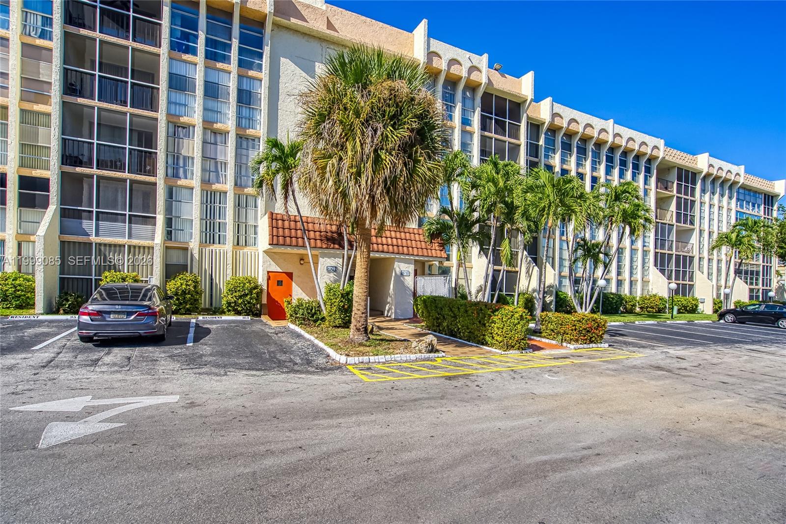 Photo of 701 Three Islands Blvd #316, Hallandale Beach, Florida, 33009 -