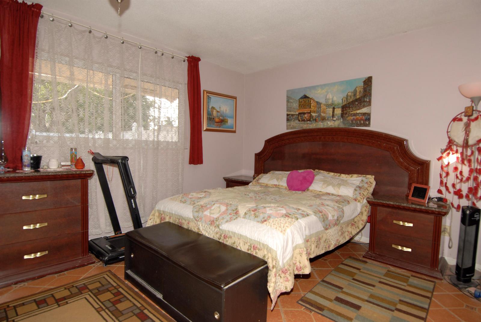 1-2  / 0 2171 sq. ft. $ 2026-06-21 0 foto