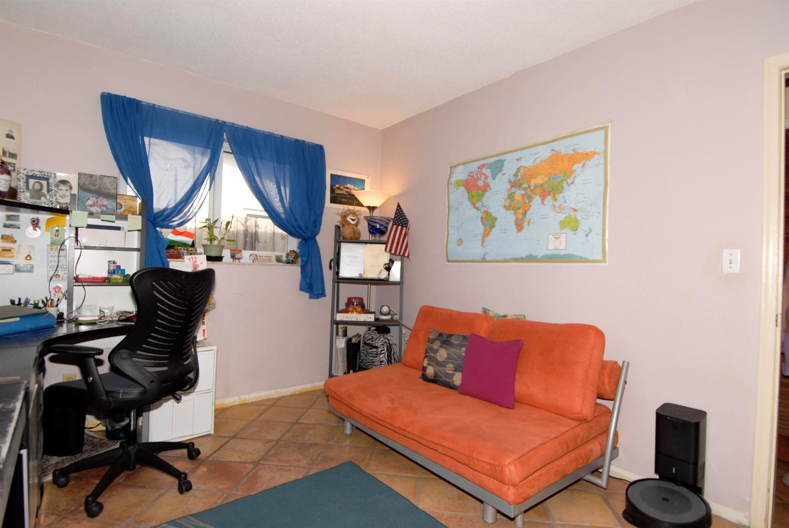 1-2  / 0 2171 sq. ft. $ 2026-06-21 0 foto