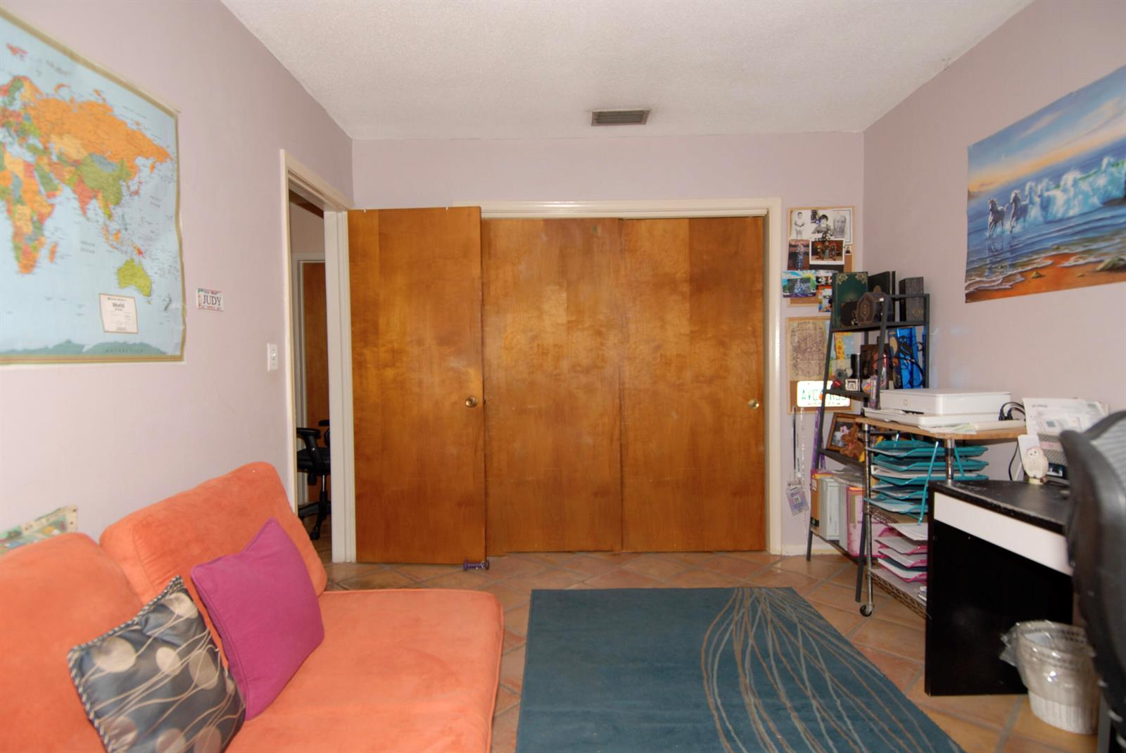 1-2  / 0 2171 sq. ft. $ 2026-06-21 0 foto