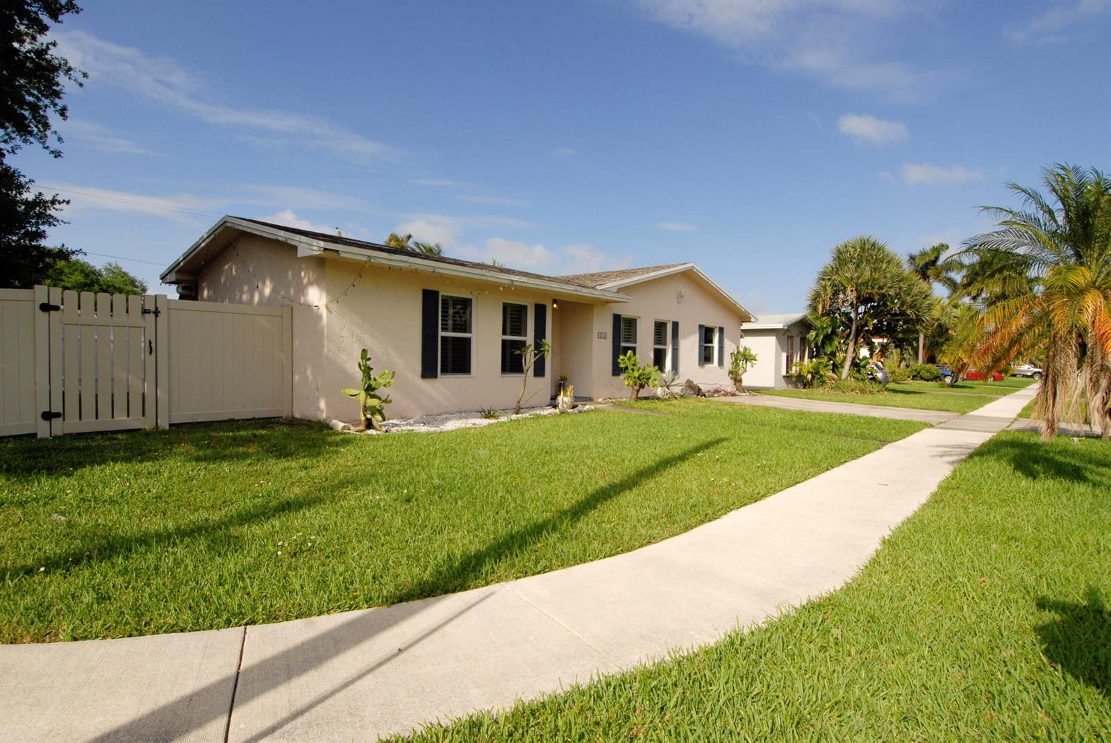 1-2  / 0 2171 sq. ft. $ 2026-06-21 0 foto