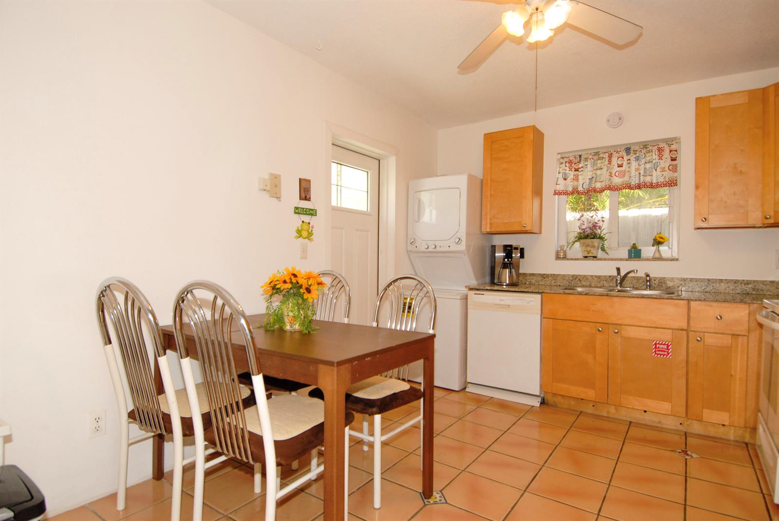1-2  / 0 2171 sq. ft. $ 2026-06-21 0 foto